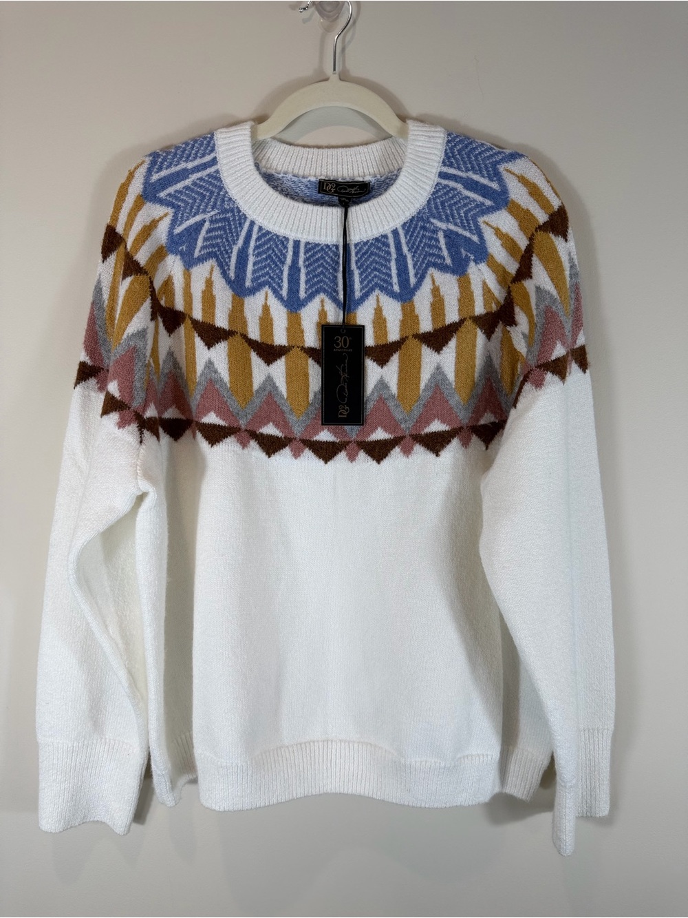 DG2 Diane Gilman White Crewneck Sweater with Blue & Gold Fair Isle Yoke 2X